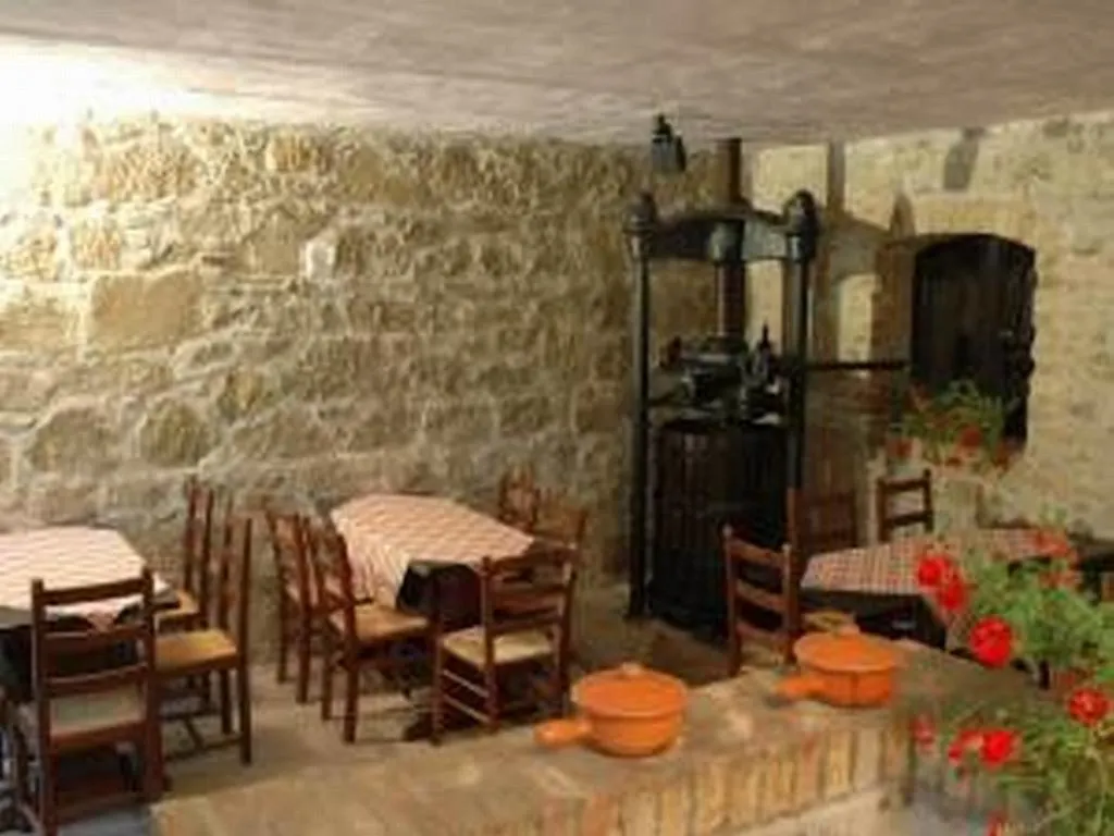 Guest house Fattoria Casa Mia Hotel Brufa Italy
